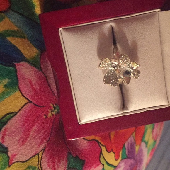 Jewerly - Picture 3 of 3